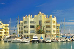 Гостиница Luxury Rentals Puerto Marina  Бенальмадена